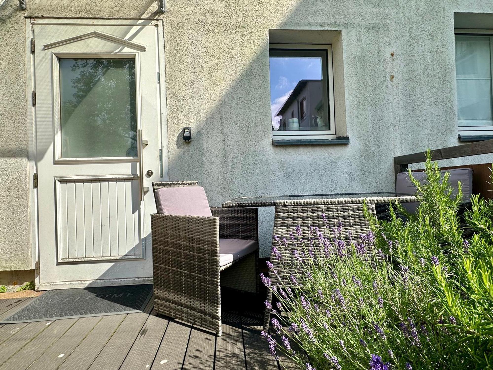 Modernes Apartement Am Rhein In Ruhiger Lage Köln Dış mekan fotoğraf