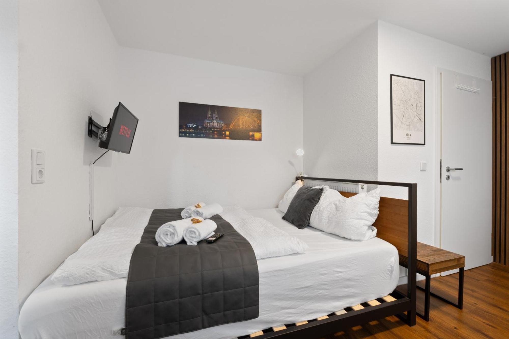 Modernes Apartement Am Rhein In Ruhiger Lage Köln Dış mekan fotoğraf