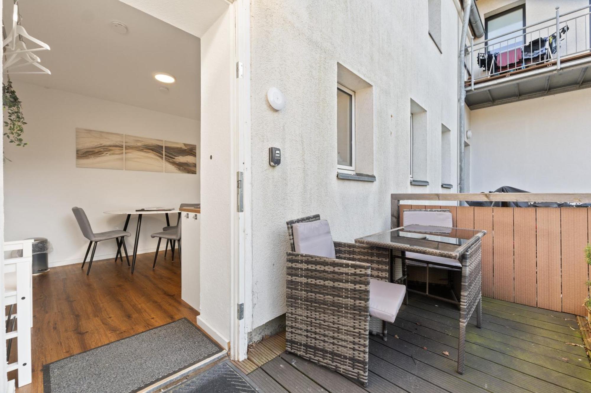 Modernes Apartement Am Rhein In Ruhiger Lage Köln Dış mekan fotoğraf